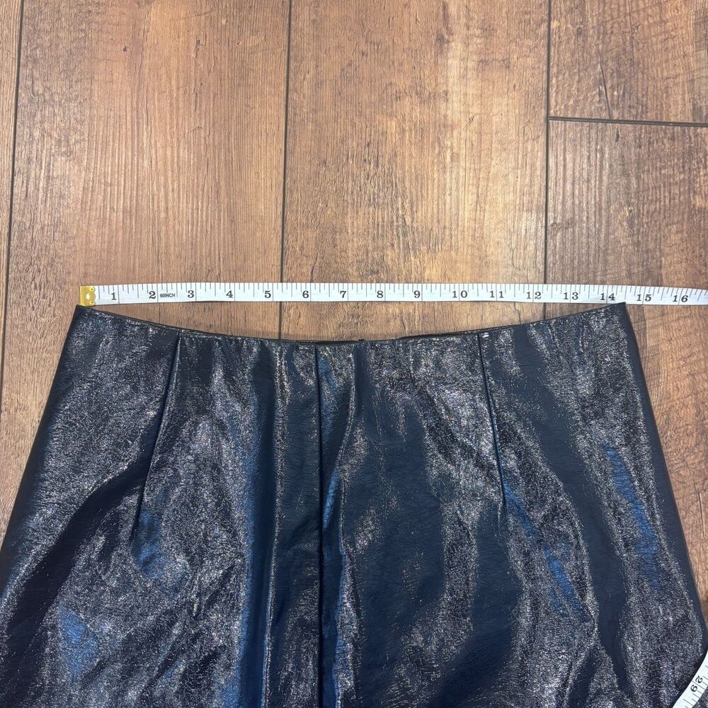 Abercrombie & Fitch Navy Vegan Leather Mini Skirt High Waisted Size M Side Zip - Picture 6 of 9